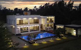 Magnolia - Luxury 3Br Private Pool Villa By Jade
